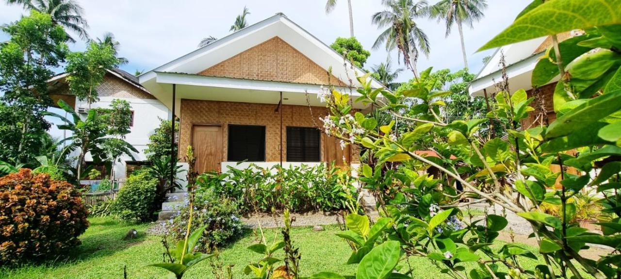 Bahandi Beach Lodge Мамбахао Екстер'єр фото